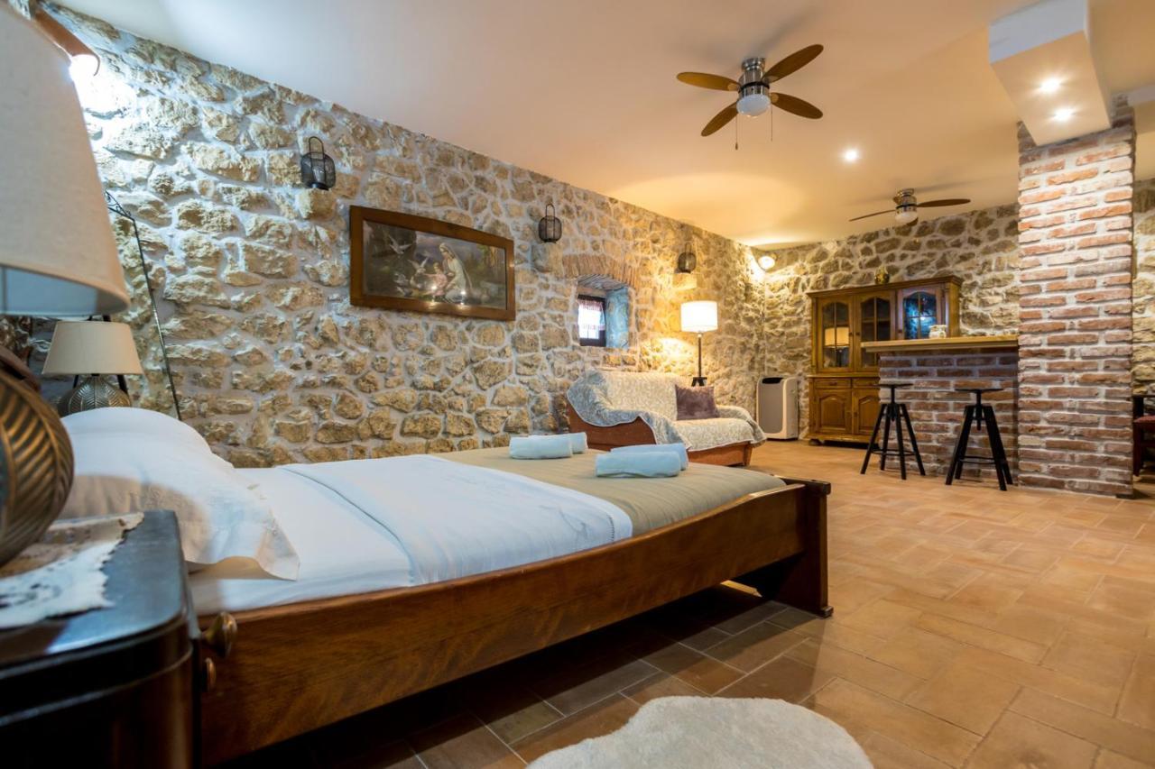 Rustical Nest Krk Old City 크르크 외부 사진