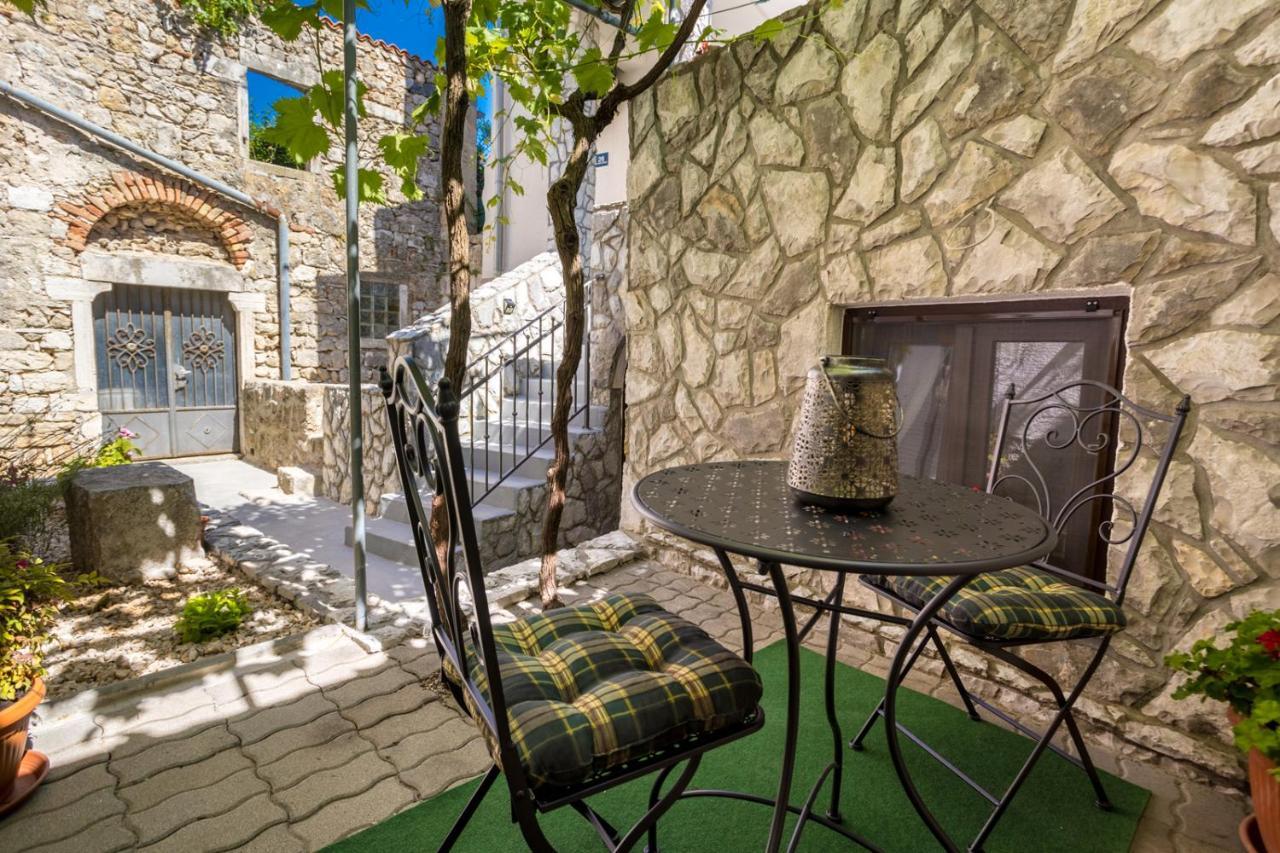 Rustical Nest Krk Old City 크르크 외부 사진
