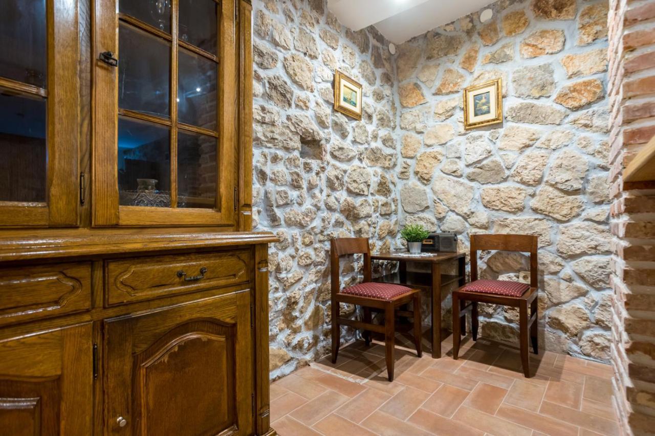 Rustical Nest Krk Old City 크르크 외부 사진